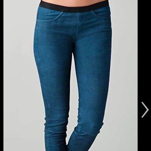 Helmut lang embossed leather leggings